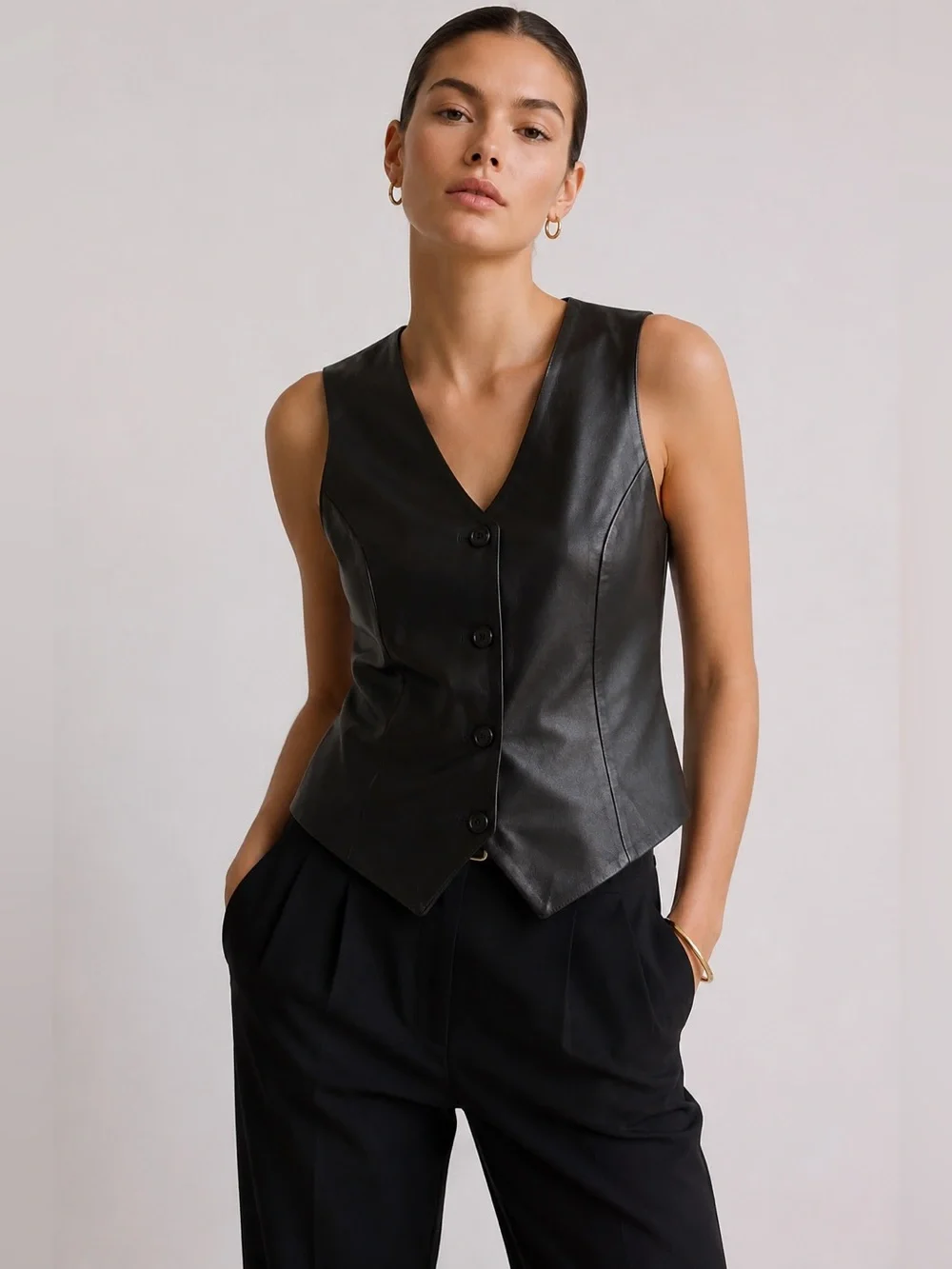 Vintage late 90s danier Genuine Leather Vest Black Lambskin - Picture 5 of 9
